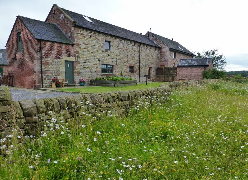 The Holiday Cottages Troutsdale Farm, Blackshaw Moor, Leek