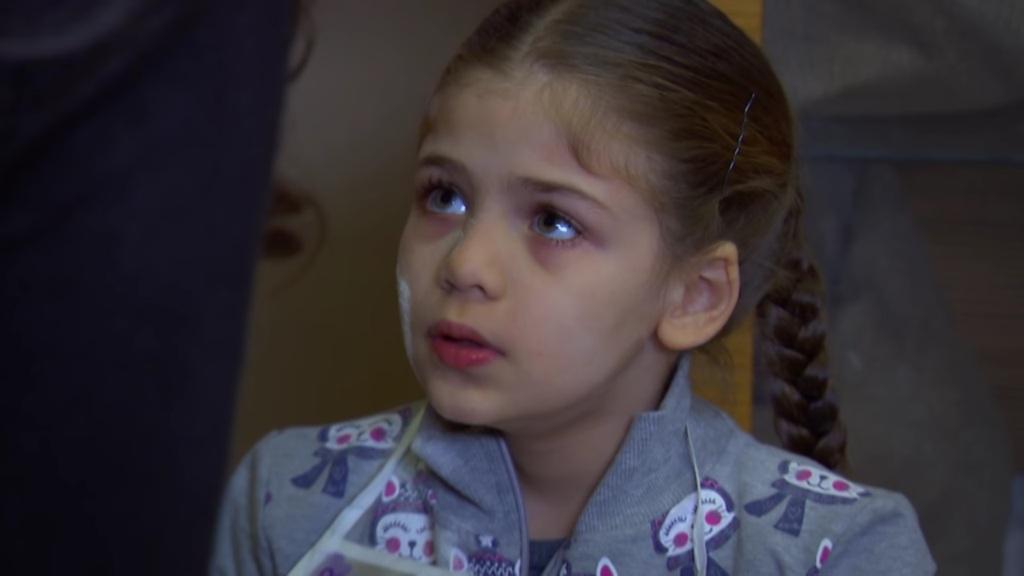 Elif odcinek 118 i 119: Arzu terroryzuje Elif! [Zdjęcia + Streszczenie]