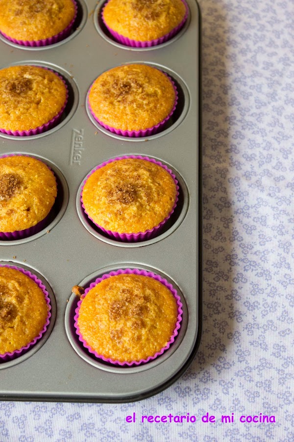 magdalenas de zanahorias y almendras