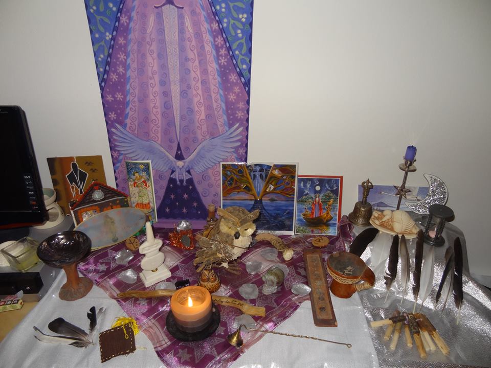 Casa della Dea Come fare un altare?