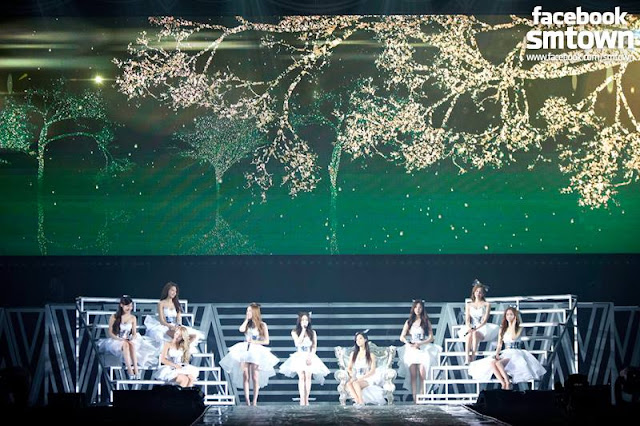 Girls' Generation собрали 12 тысяч поклонников на первом сольном концерте в Индонезии