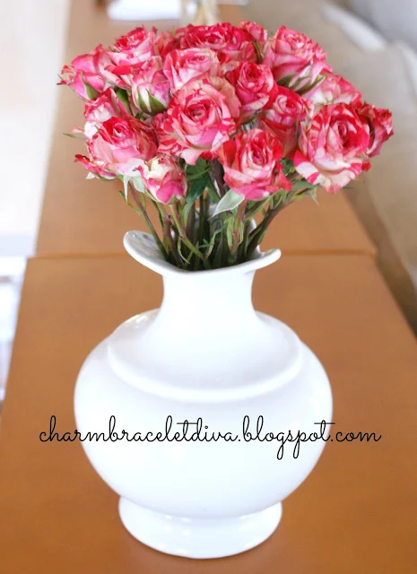 Vintage white Haeger vase with red mini roses Valentine'sdecor