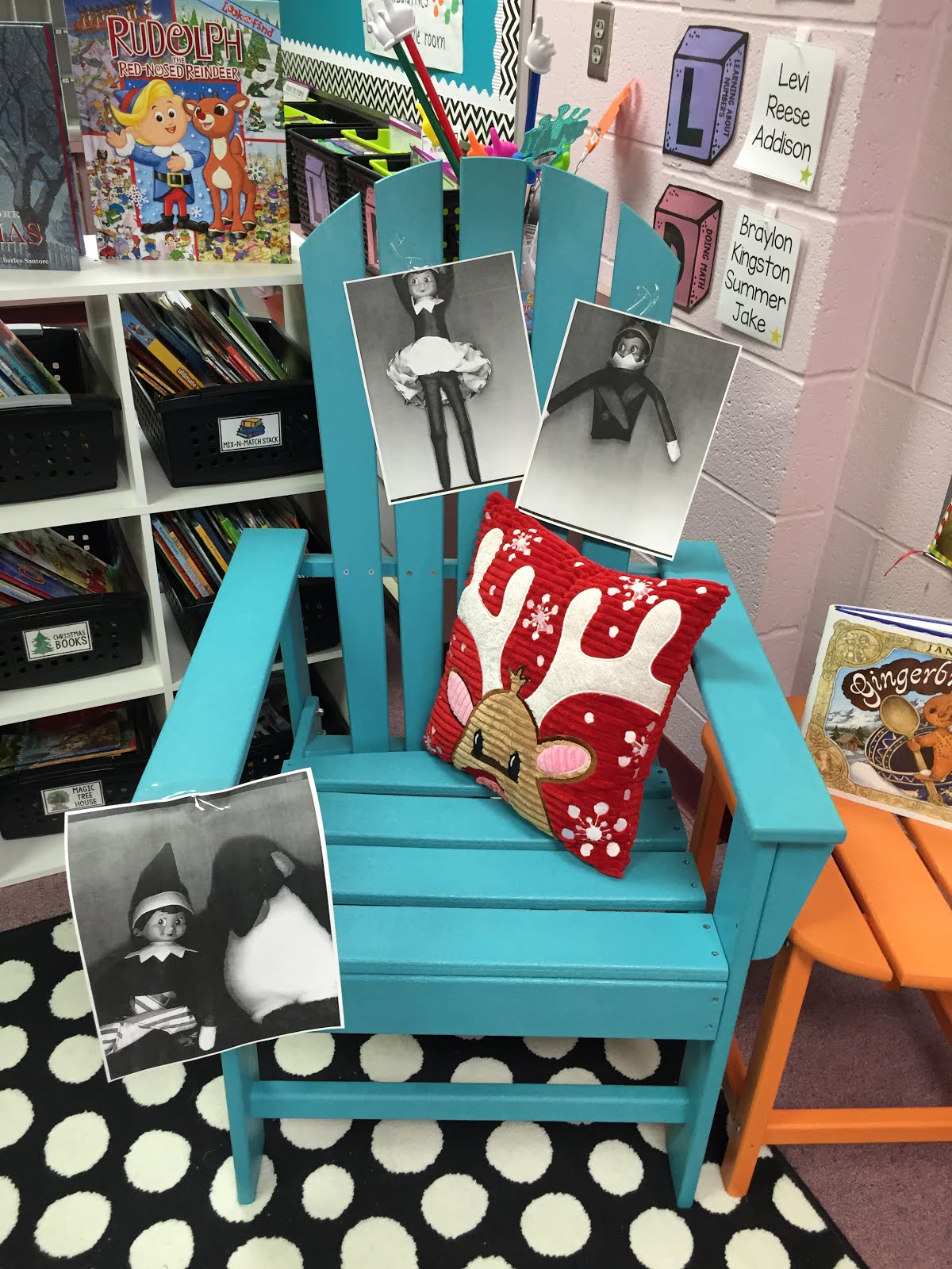 A Pinch of Primary Classroom Elf on the Shelf Ideas