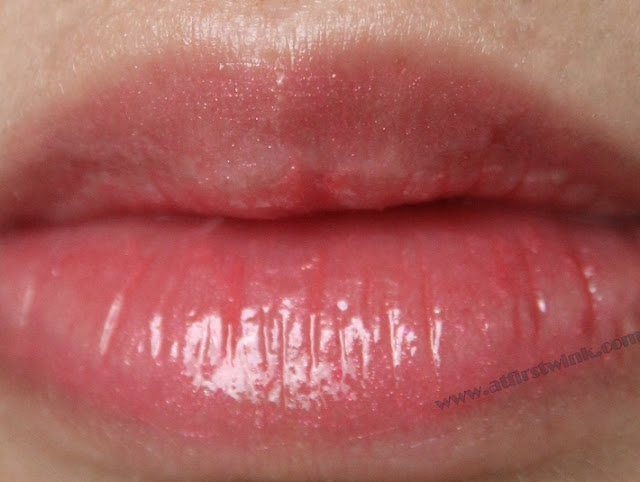 Dior Addict Ultra Gloss 651 on lips