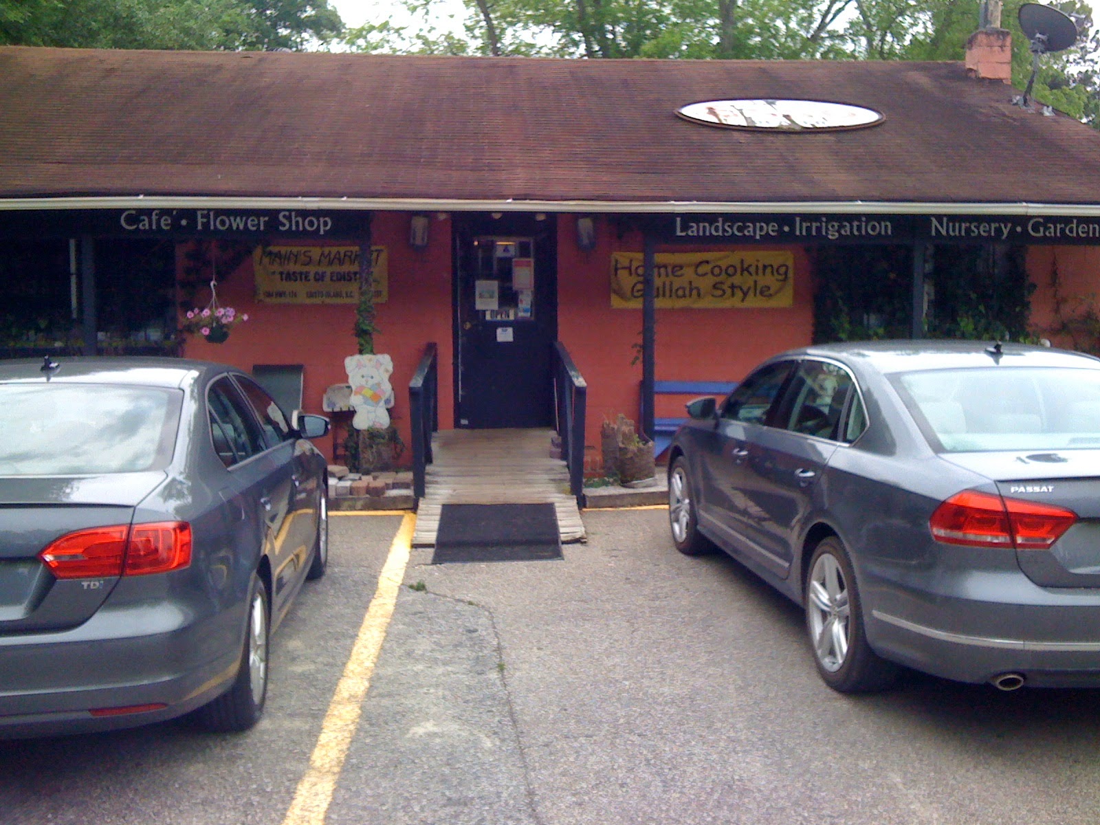 Cheesy Grits and Shoofly Pie Cheesy Grits Going Down to Edisto Island