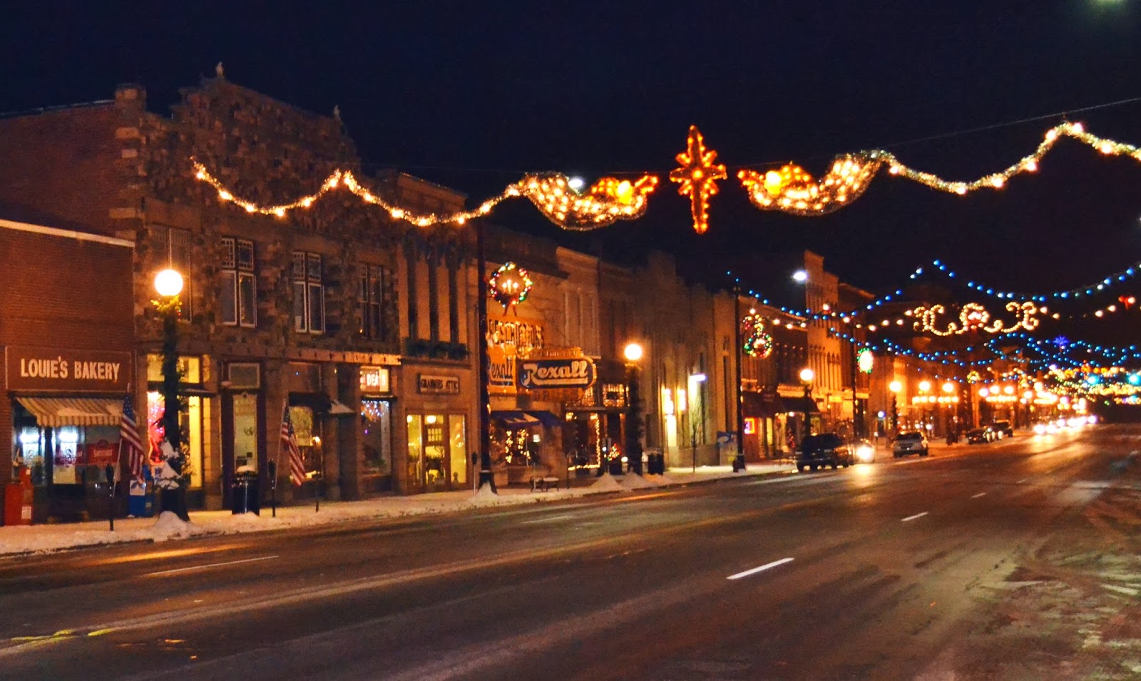 american-homestead-wanted-quintessential-american-christmas-village