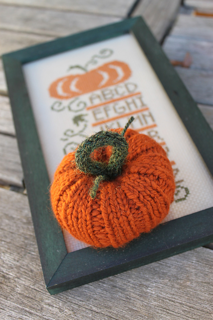 knitted pumpkin