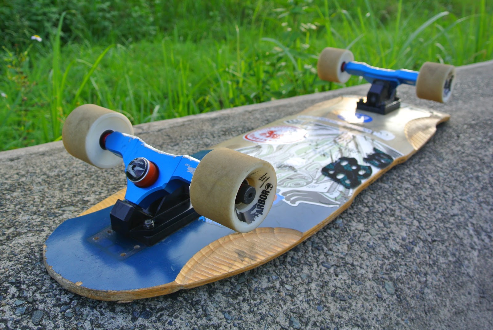 WAVE SKATES 斜壁協会最新ハイエンドモデル