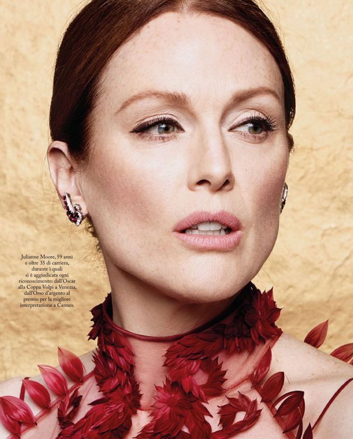 Julianne Moore Photoshoot in red dress for IO Donna Del Corriere Della ...
