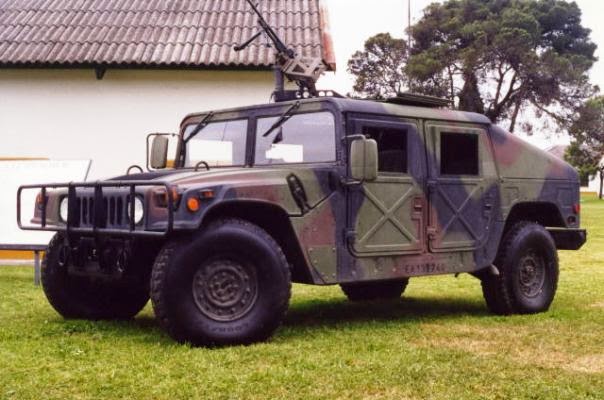 veh%C3%ADculos%2BHumvee%2Bargentina.jpg