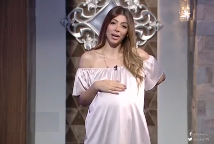 “حرّض على الفُسق تأخذ براءة، نافِسْ السيسي تروح ورا الشمس”.. هذا ما حدث لمذيعة مصرية!