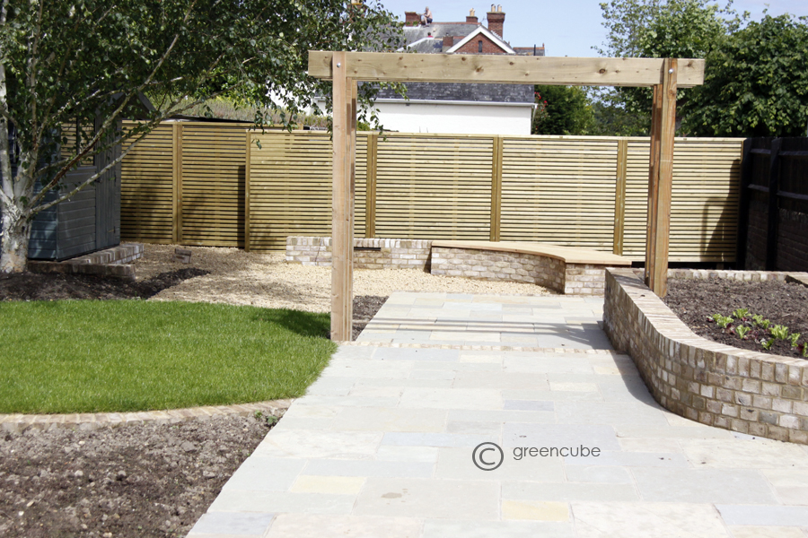 Garden construction in Tunbridge Wells, planting will now wait until Autumn