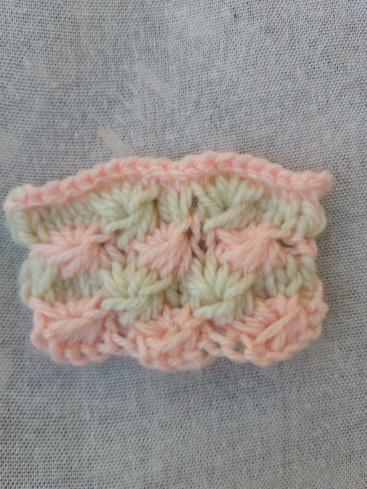 Knit and crochet Daisy stitch