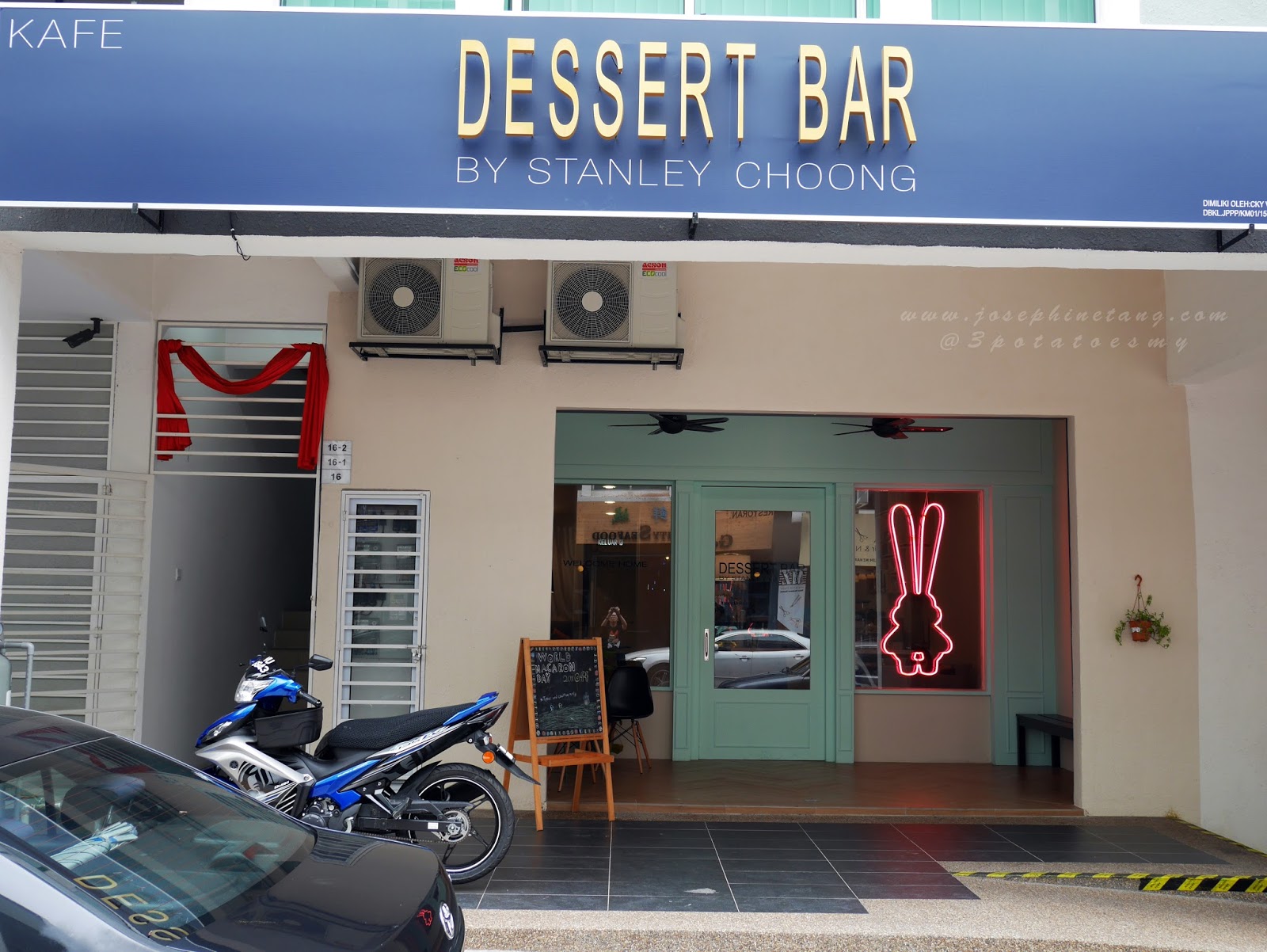 Dessert Bar by Stanley Choong Sri Petaling 超吸睛霓虹兔