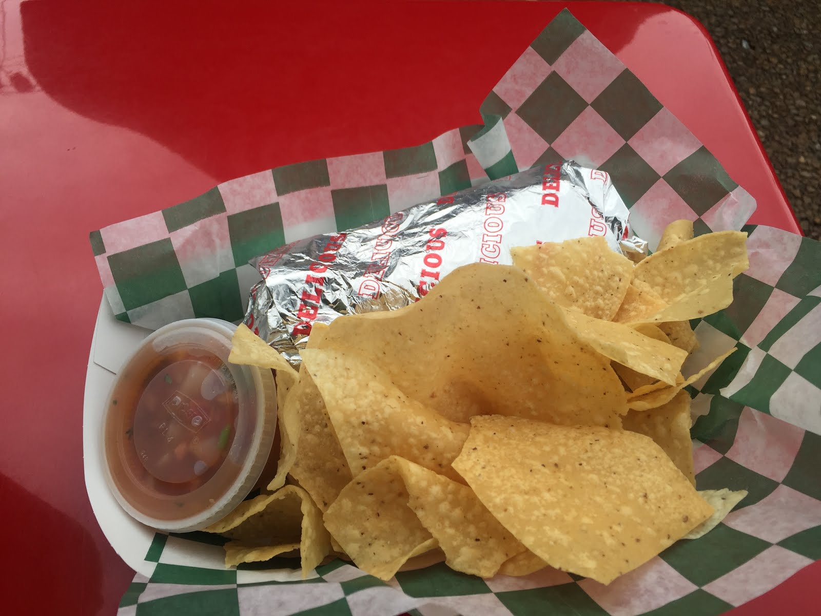 MidwestInfoGuide Season Dining Pass 2016 (Six Flags)