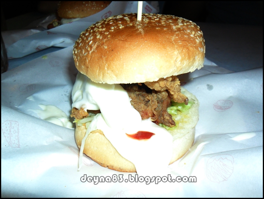 deyna83: Burger Bakar Abang Burn Ampang
