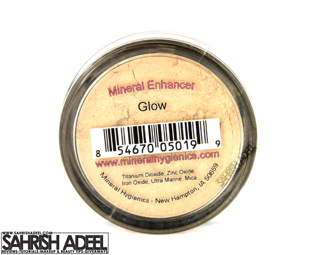 Highlighter in 'Glow' by Mineral Hygienics - Review & Swatch