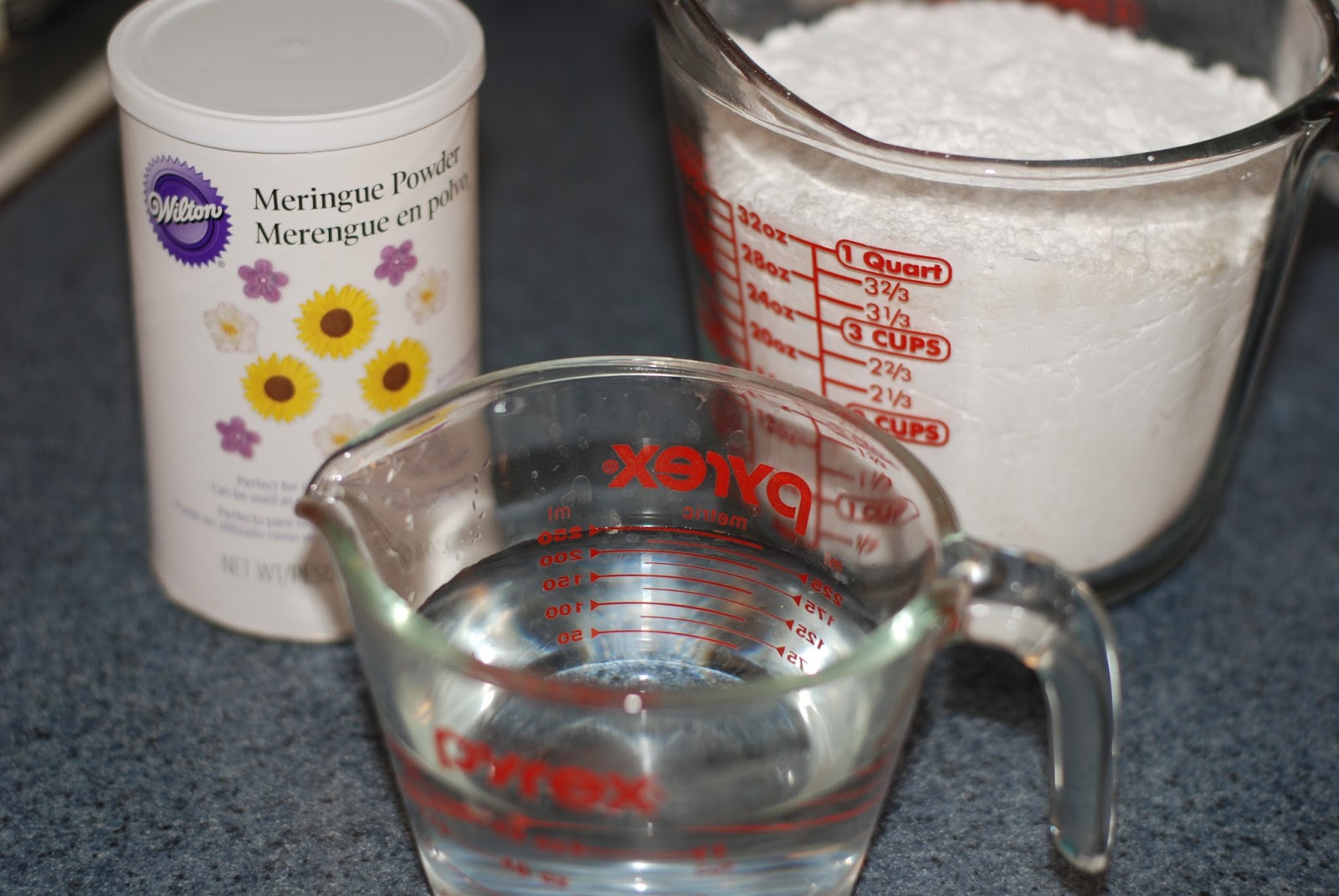 The Kitkat Studio Christmas Cookies // Part 2_Royal Icing