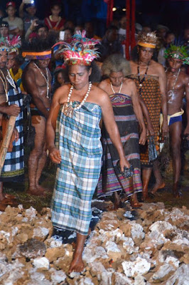 Atraksi Apen Beyeren Jadi Unggulan Wisata di Papua Atraksi Apen Beyeren Jadi Unggulan Wisata di Papua