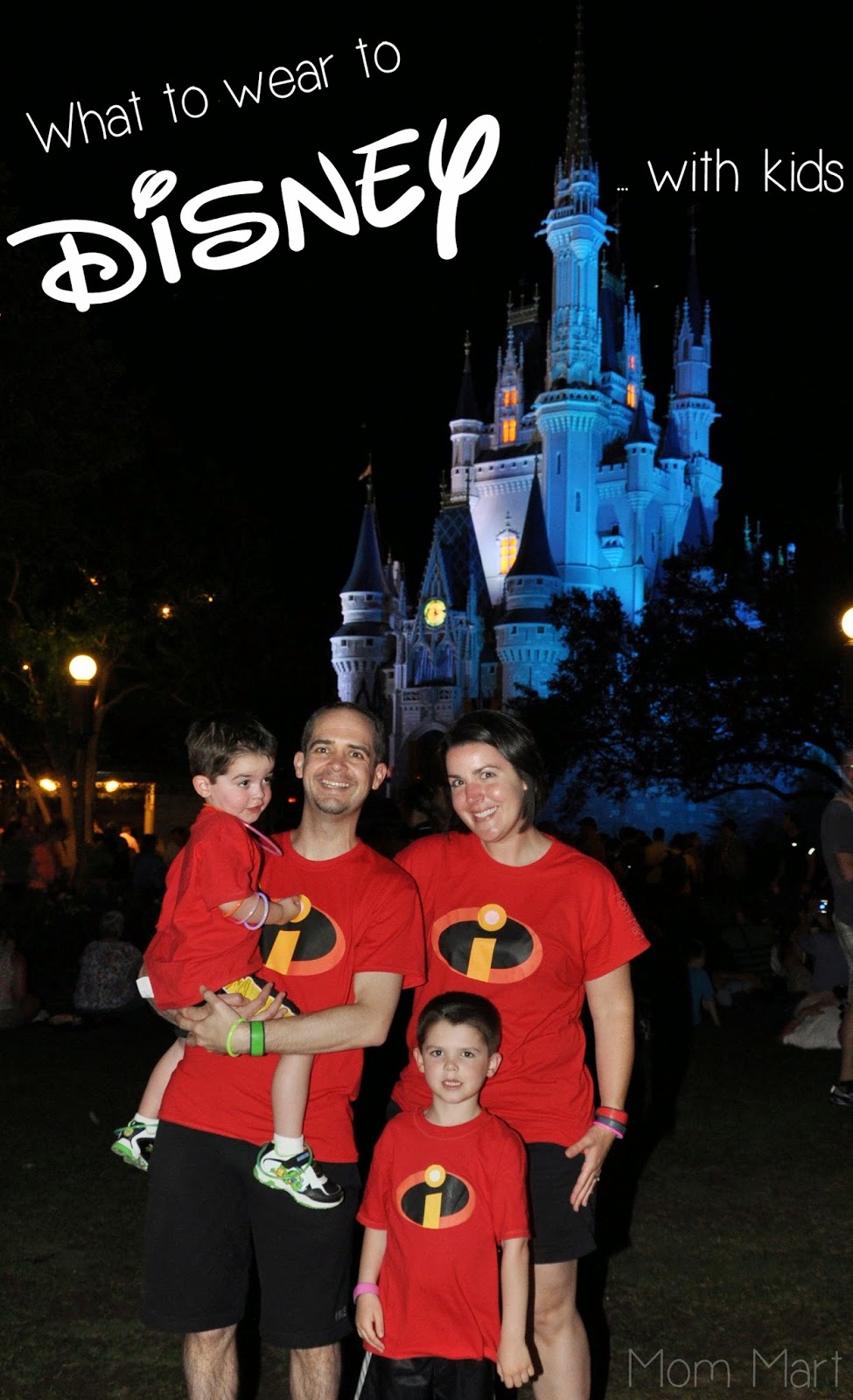 What to wear to Disney World with kids #Disney #DisneyVacation #MatchingShirts Mom Mart