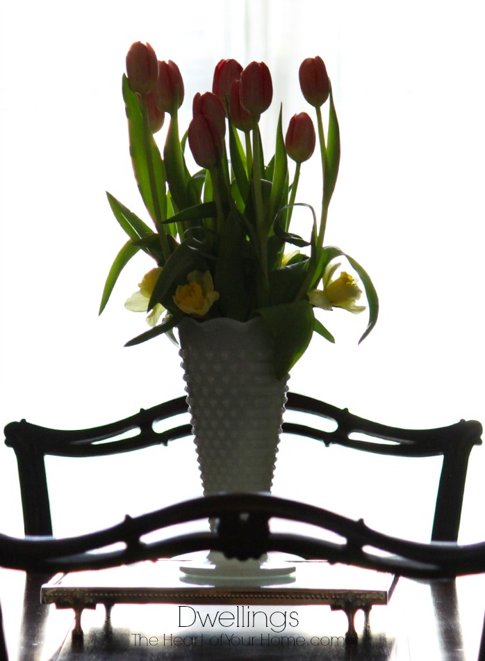 tulips and daffodil arrangement