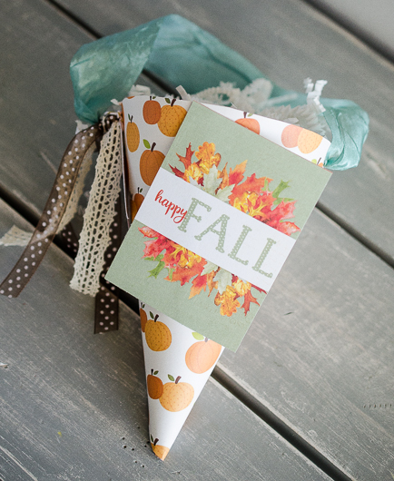 Thanksgiving Paper Cone Place Settings | Thanksgiving Crafts