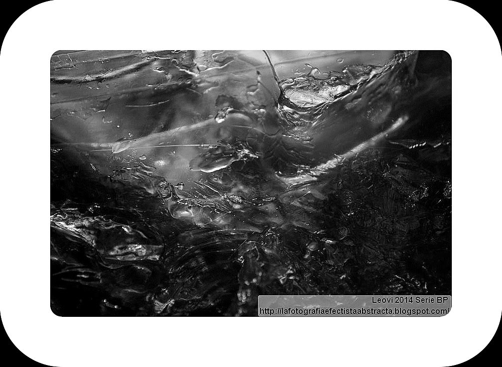 Foto Abstracta 3105 Latidos de un corazón de agua - Heartbeat water Foto Abstracta 3105 Latidos de un corazón de agua - Heartbeat water