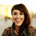 ZAZ Performs Her Popular 'Je Veux' Live On The Streets And Stuns The Crowds