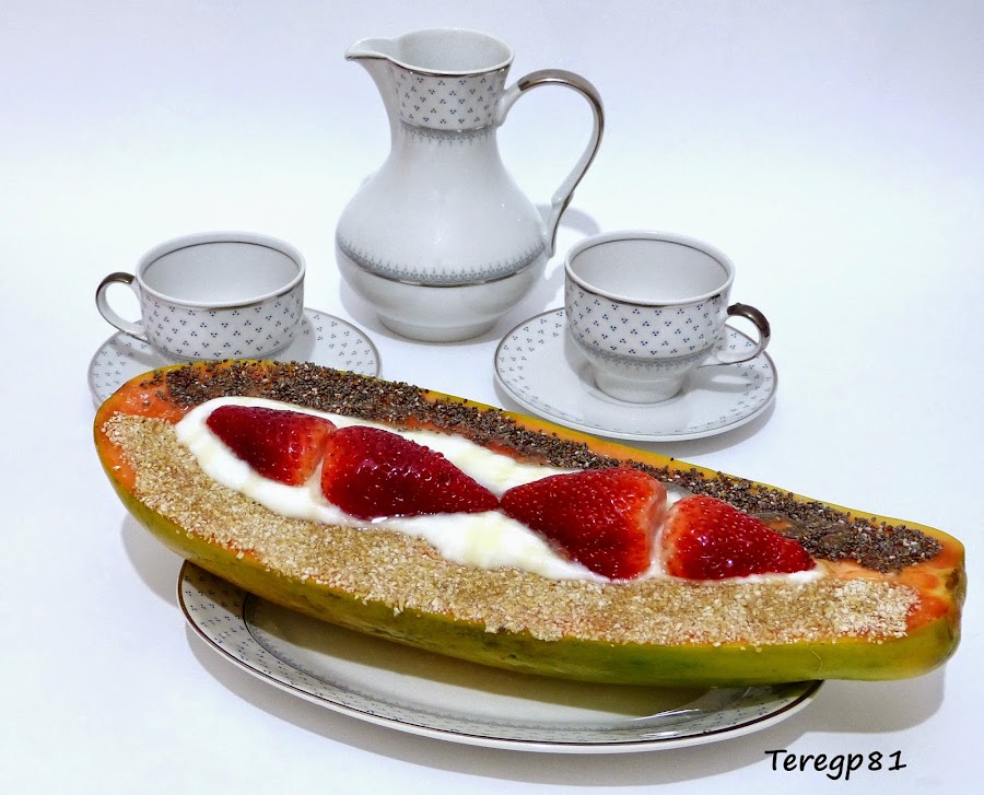 yogur, fresas, chia y avena