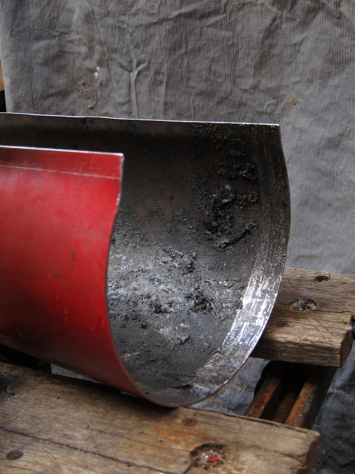 Fire extinguisher wood stove