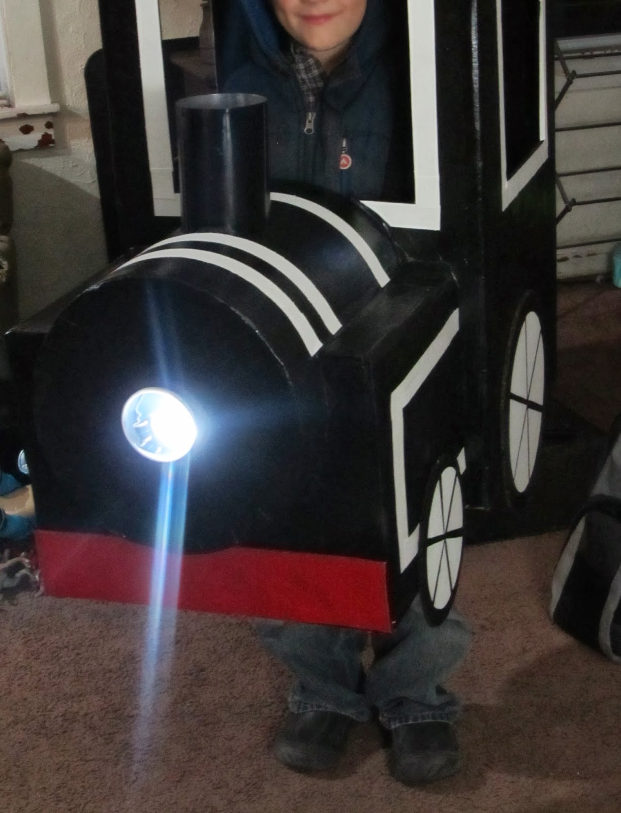 Homesteading Hobnobbery Homemade train costume!