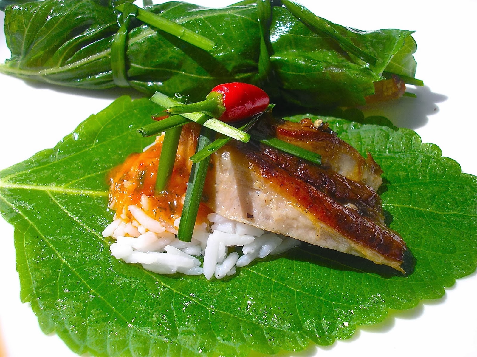 food play ' WILD SESAME LEAF with KOREAN PORK