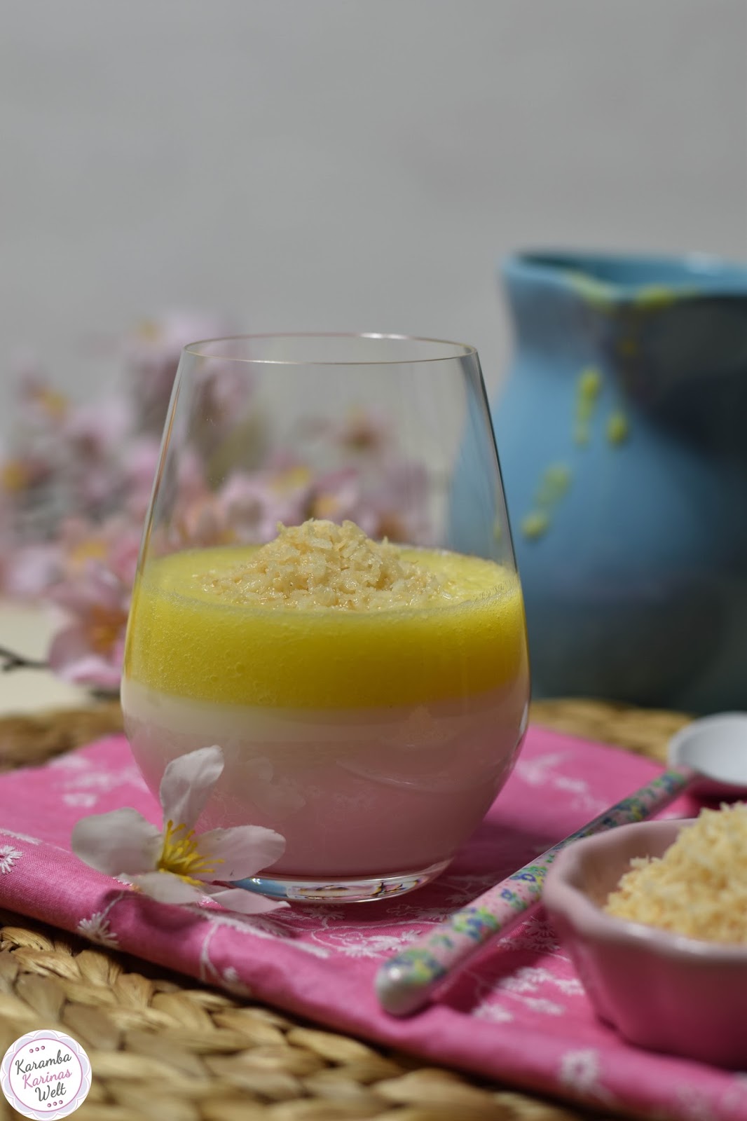 KarambaKarina&amp;#39;s Welt: Kokospudding mit Ananaspüree