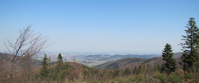 Panorama ze wzniesienia Na Beskidzie (863 m n.p.m.).