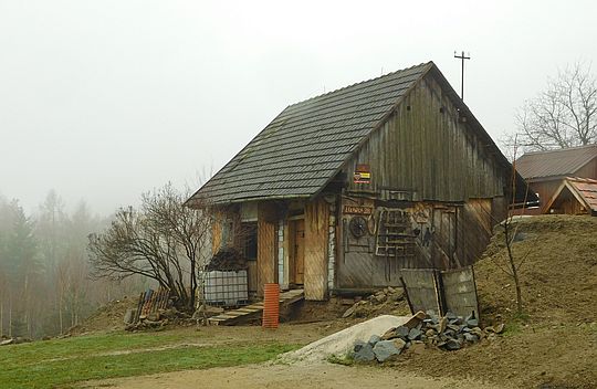 Dom na stoku Jaroszowickiej Góry. Dom na stoku Jaroszowickiej Góry.