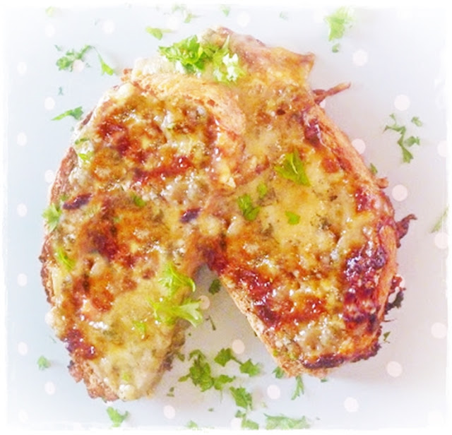 caramelised-oney-cheese-on-toast
