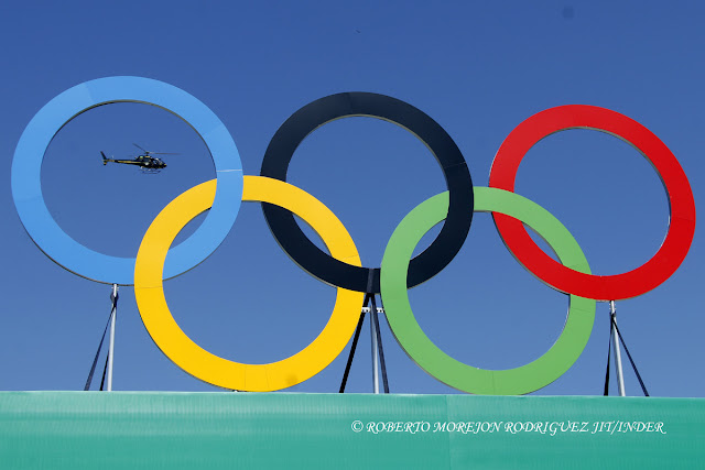 Seguridad y Aros Olimpicos Seguridad y Aros Olimpicos