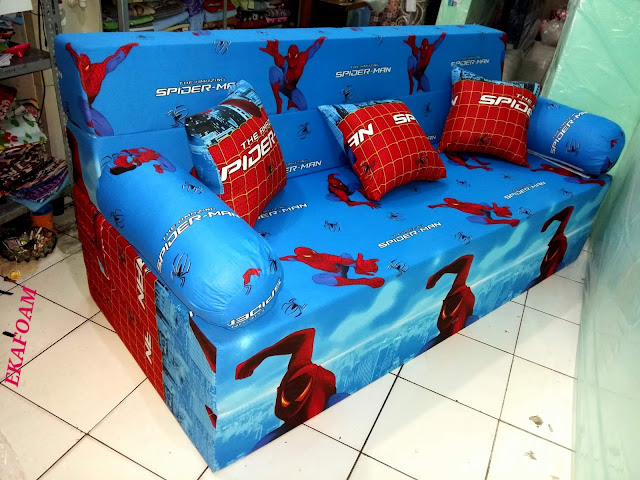 sofa bed inoac motif spiderman
