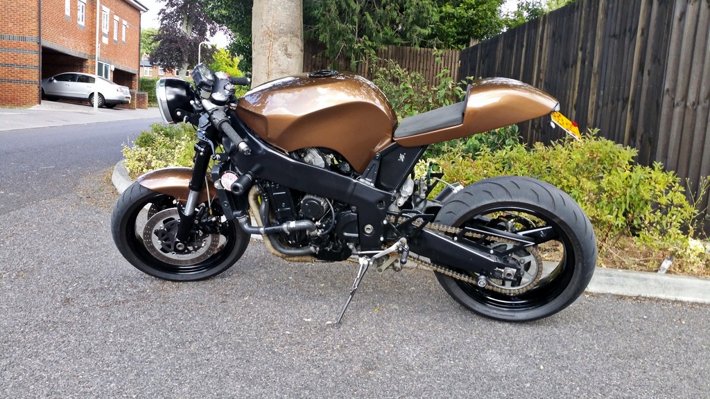 Kawasaki zx6r Cafe Racer