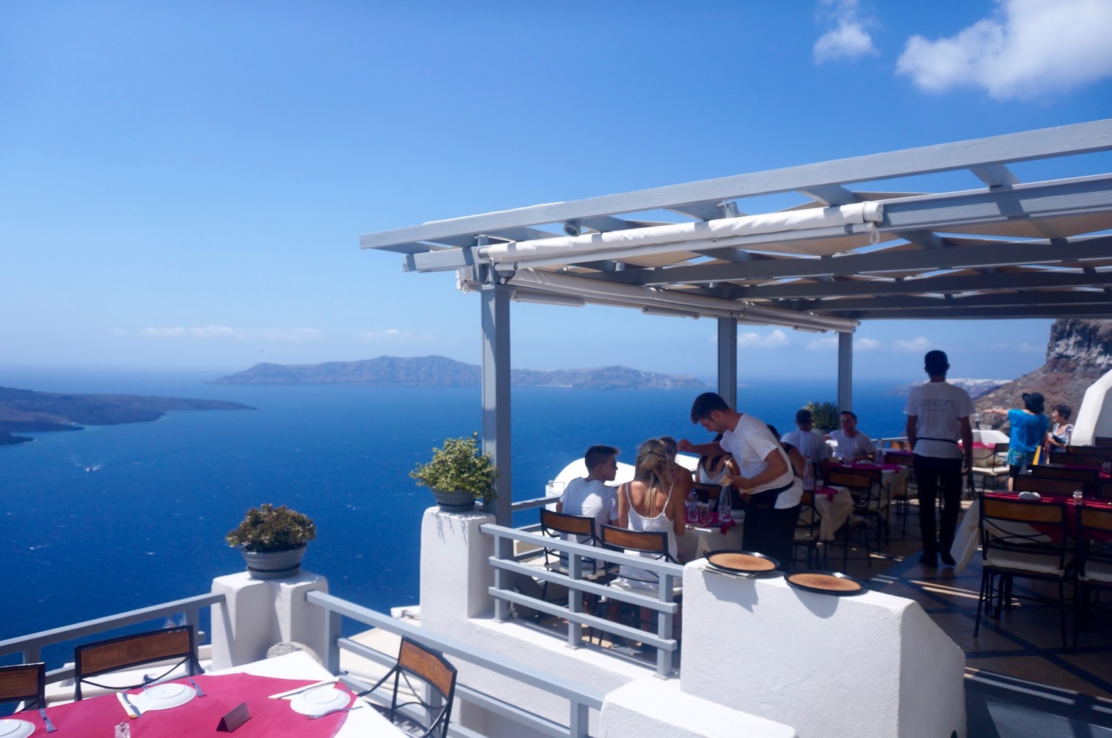 Santorini Travel Guide, santorini photo diary, things to see and do in santorini greece, greek island