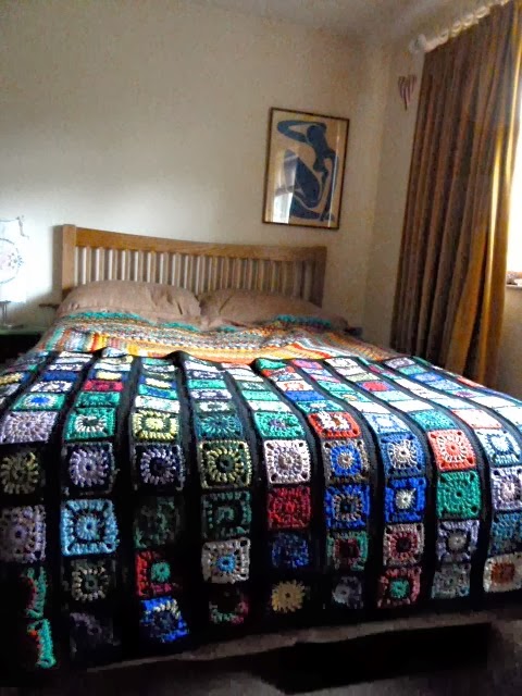 My colourful winter bed
