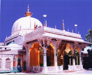 Faizan E Naat Kursi Par Koi Bhi Baithe Raja To Mera Khwaja Hai Lyrics