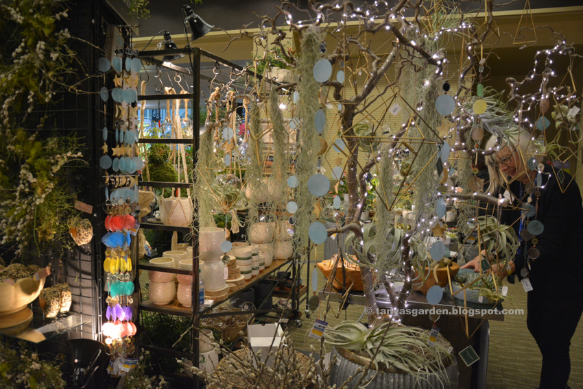 MySecretGarden: Swanson's Nursery Booth at NWFGS-2018. Wordless Wednesday