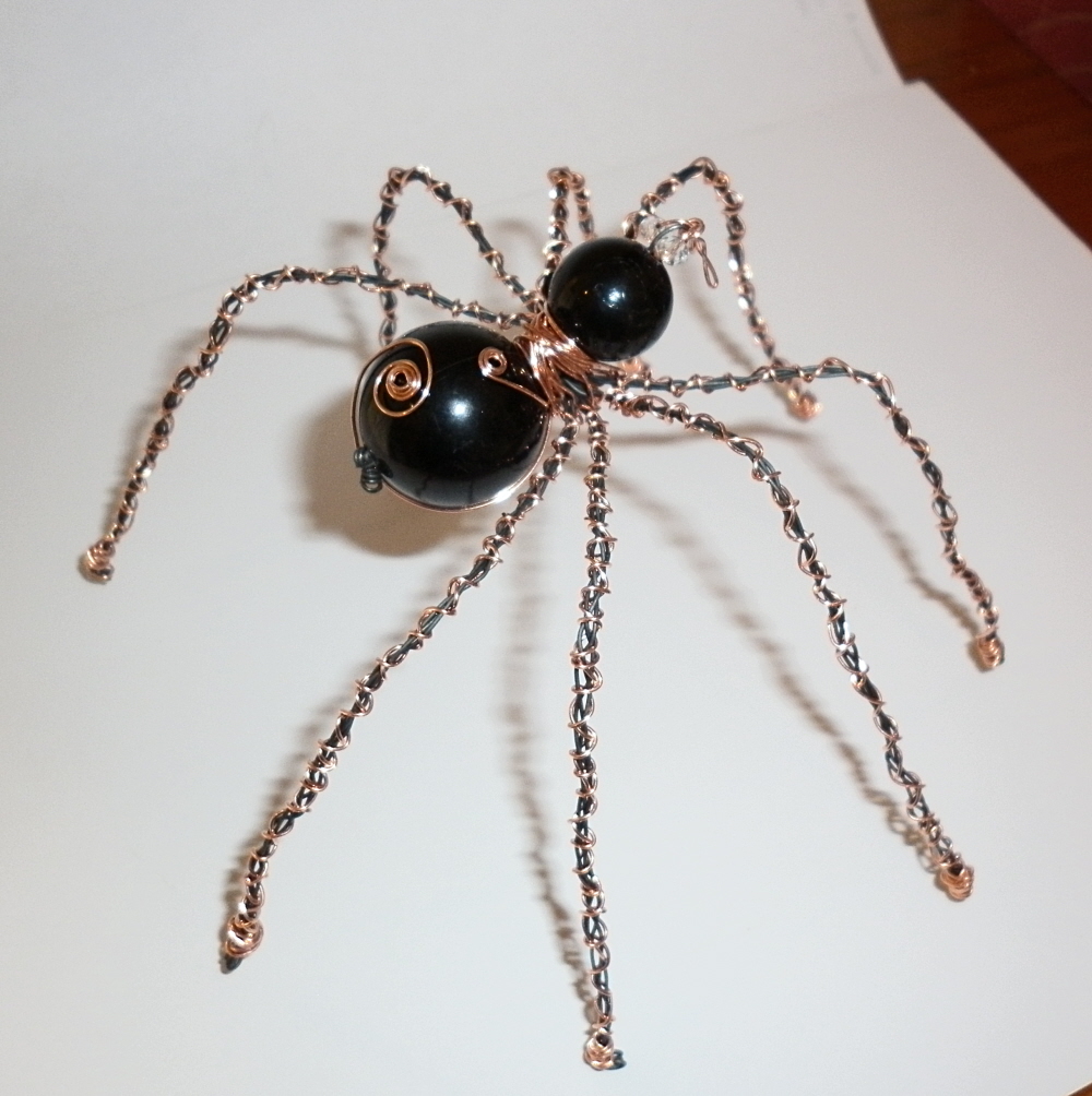 Pat Langfield Crafts: Giant wire spiders