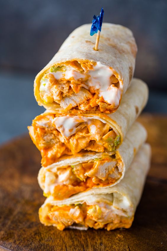 5 MINUTE BUFFALO CHICKEN WRAPS #buffalo #chicken #wraps #chickenrecipes #dinnerrecipes #dinnerideas #dinner 5 MINUTE BUFFALO CHICKEN WRAPS #buffalo #chicken #wraps #chickenrecipes #dinnerrecipes #dinnerideas #dinner