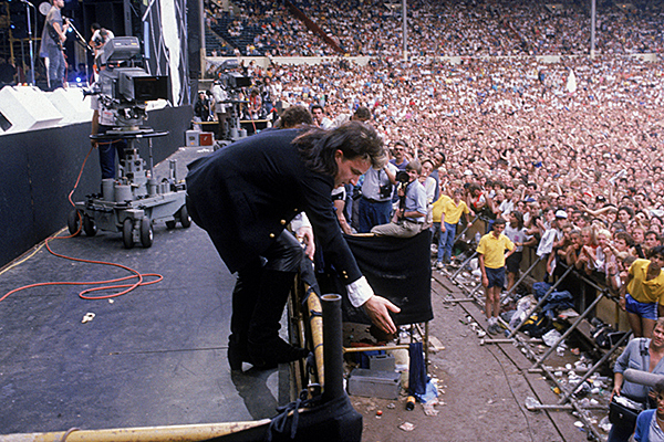 Tommy Raw........................... No Way That Just Happened: U2 at