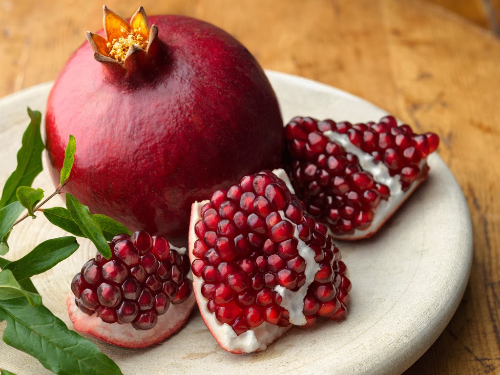 http://4.bp.blogspot.com/-UVN8-aSOxZM/Uv8asLreGGI/AAAAAAAAAzE/8KpLhro5zok/s1600/pomegranate.jpeg