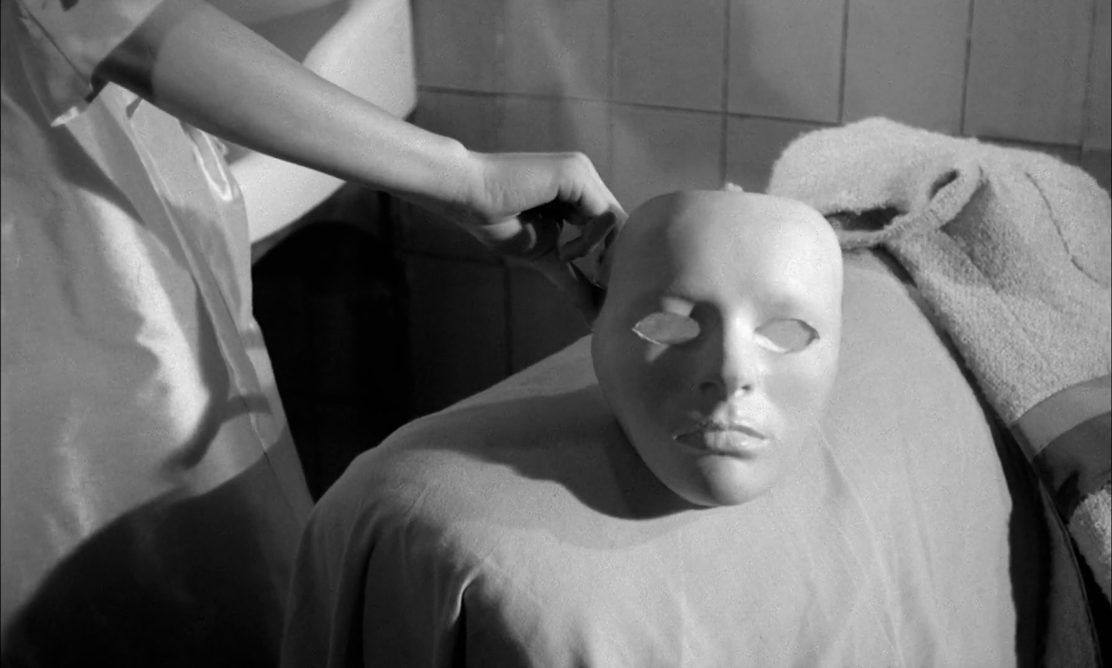 Les Yeux Sans Visage De Georges Franju El Acorazado Cinéfilo - Le Cuirassé Cinéphile: "Les yeux sans visage
