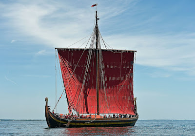 Viking%2Bship.jpg