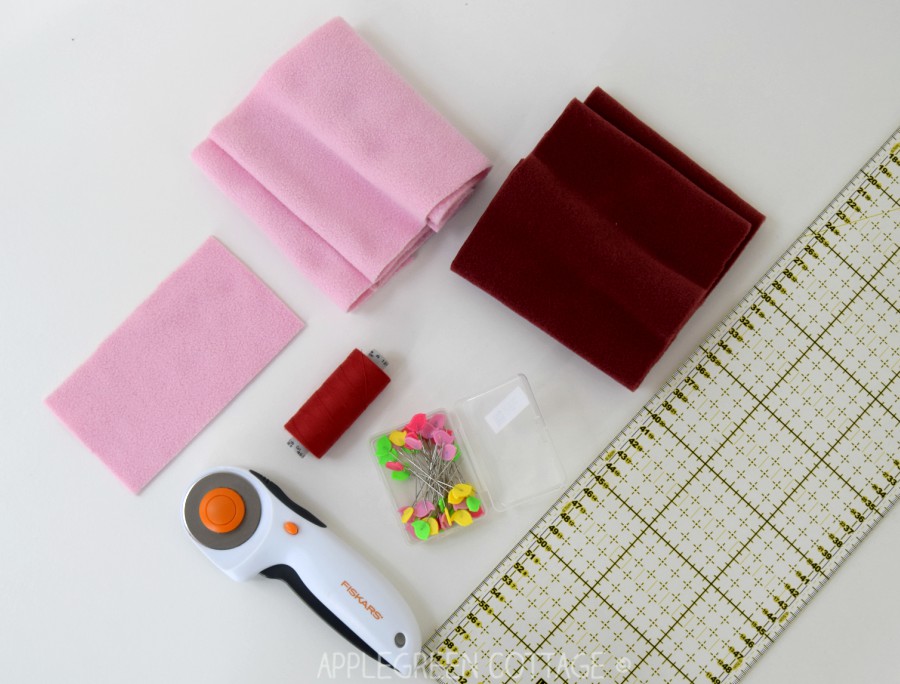 How To Make A Baby Scarf That Will Stay Put AppleGreen Cottage